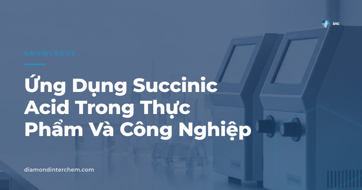 Bột tinh thể Succinic Acid minh họa ứng dụng Succinic Acid trong thực phẩm và công nghiệp
